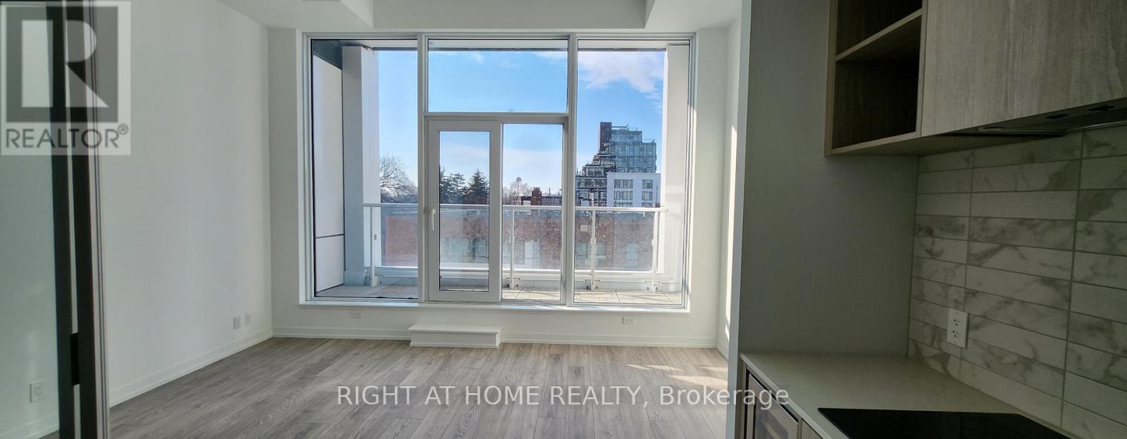 209 - 2020 Bathurst Street, Toronto, Ontario  M5P 3L1 - Photo 6 - C13454286