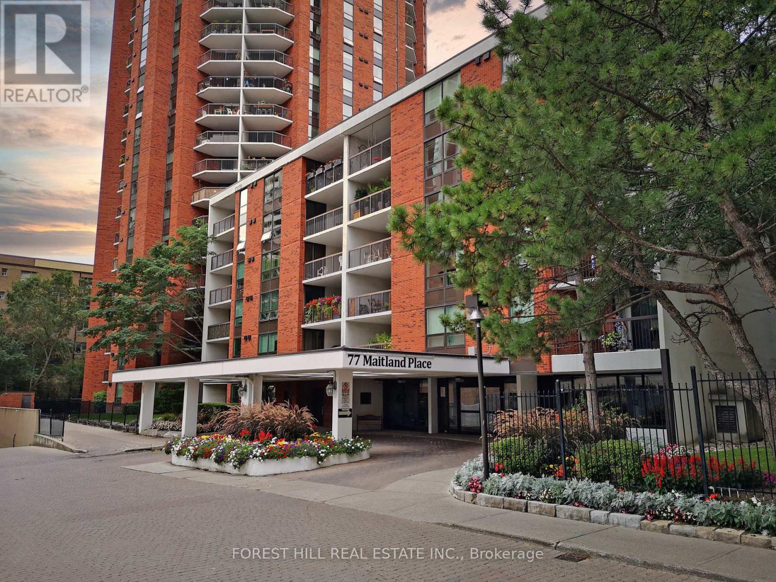 1904 - 77 Maitland Place, Toronto, Ontario  M4Y 2V6 - Photo 41 - C13454288