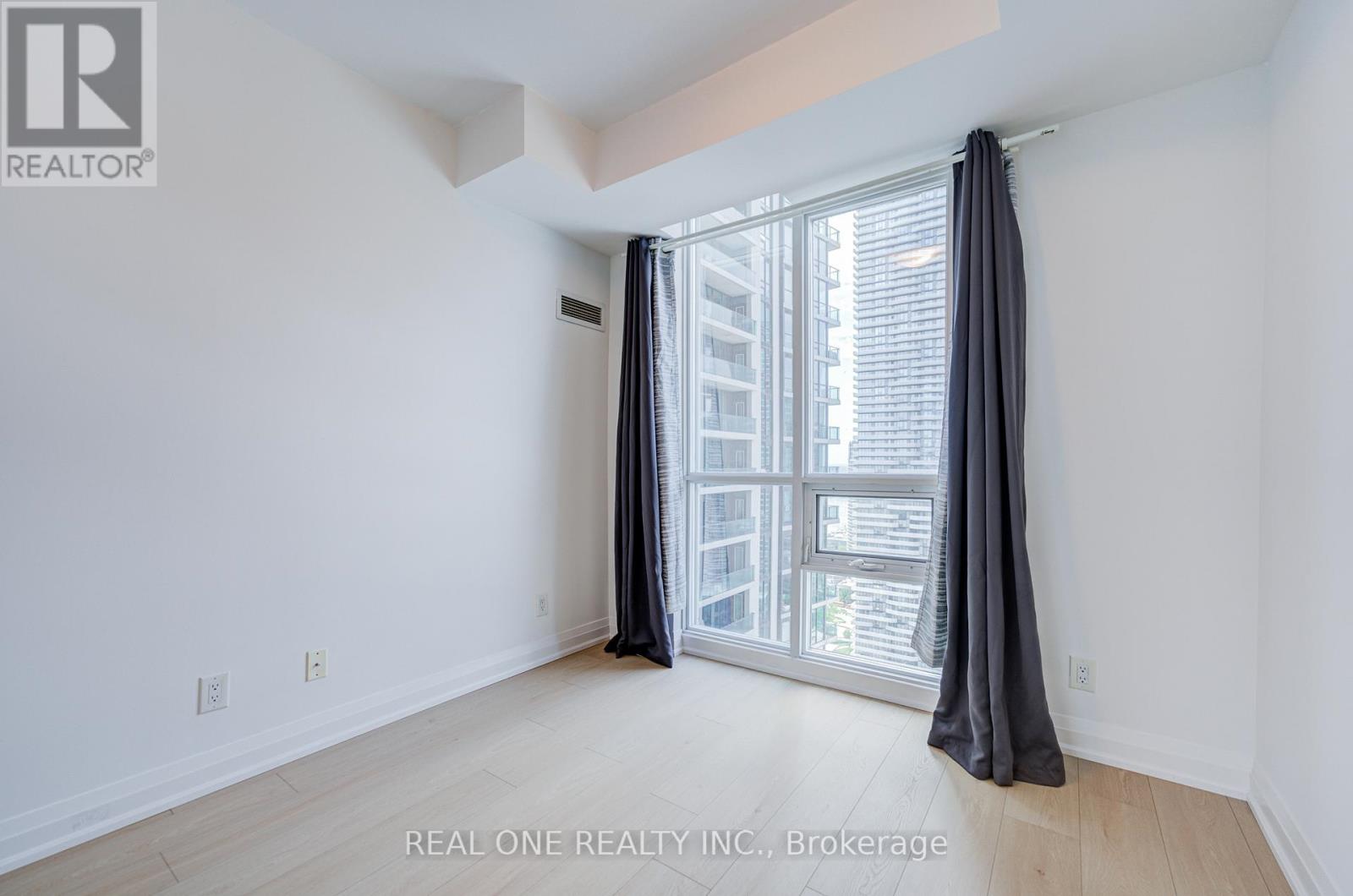 3511 - 16 Harbour Street, Toronto, Ontario  M5J 2Z7 - Photo 16 - C13454298