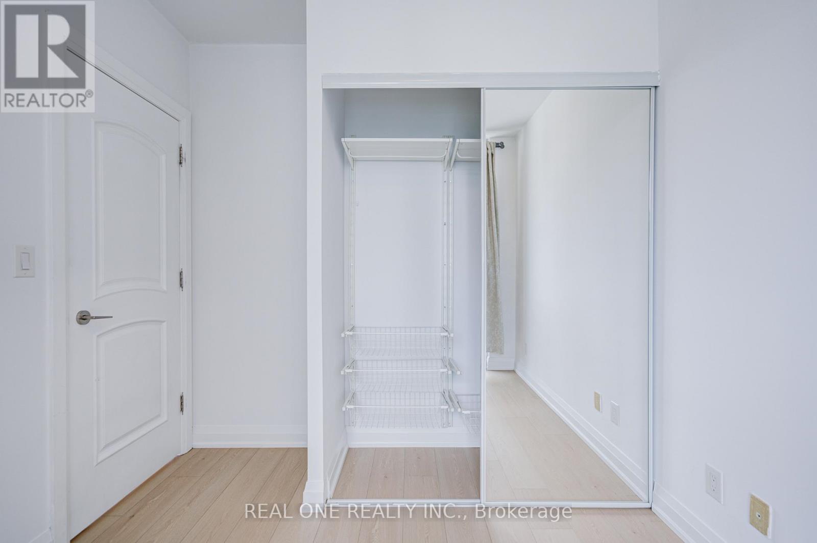3511 - 16 Harbour Street, Toronto, Ontario  M5J 2Z7 - Photo 23 - C13454298