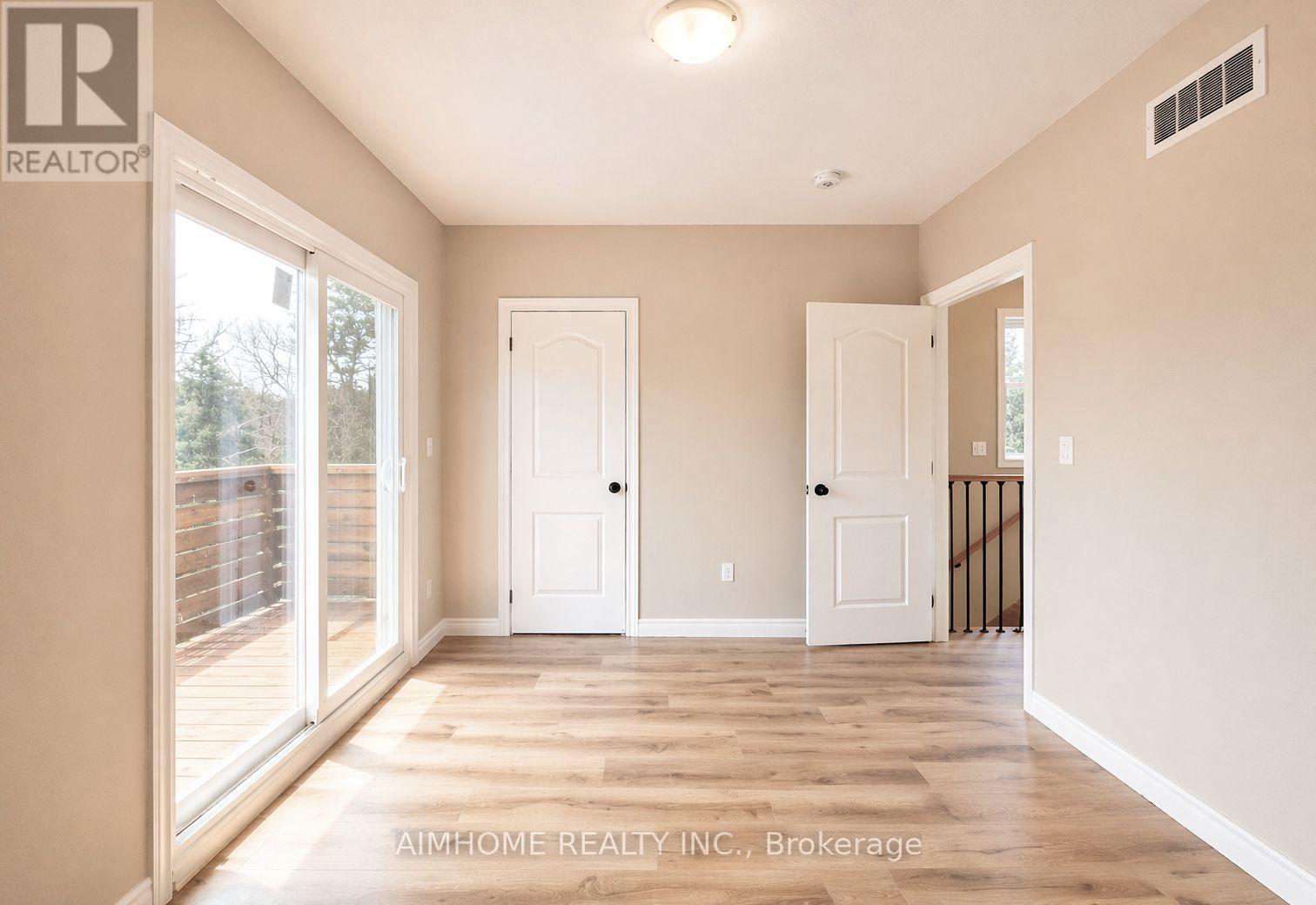 3 - 15 Waddington Crescent, Toronto, Ontario  M2J 2Z9 - Photo 12 - C13454304