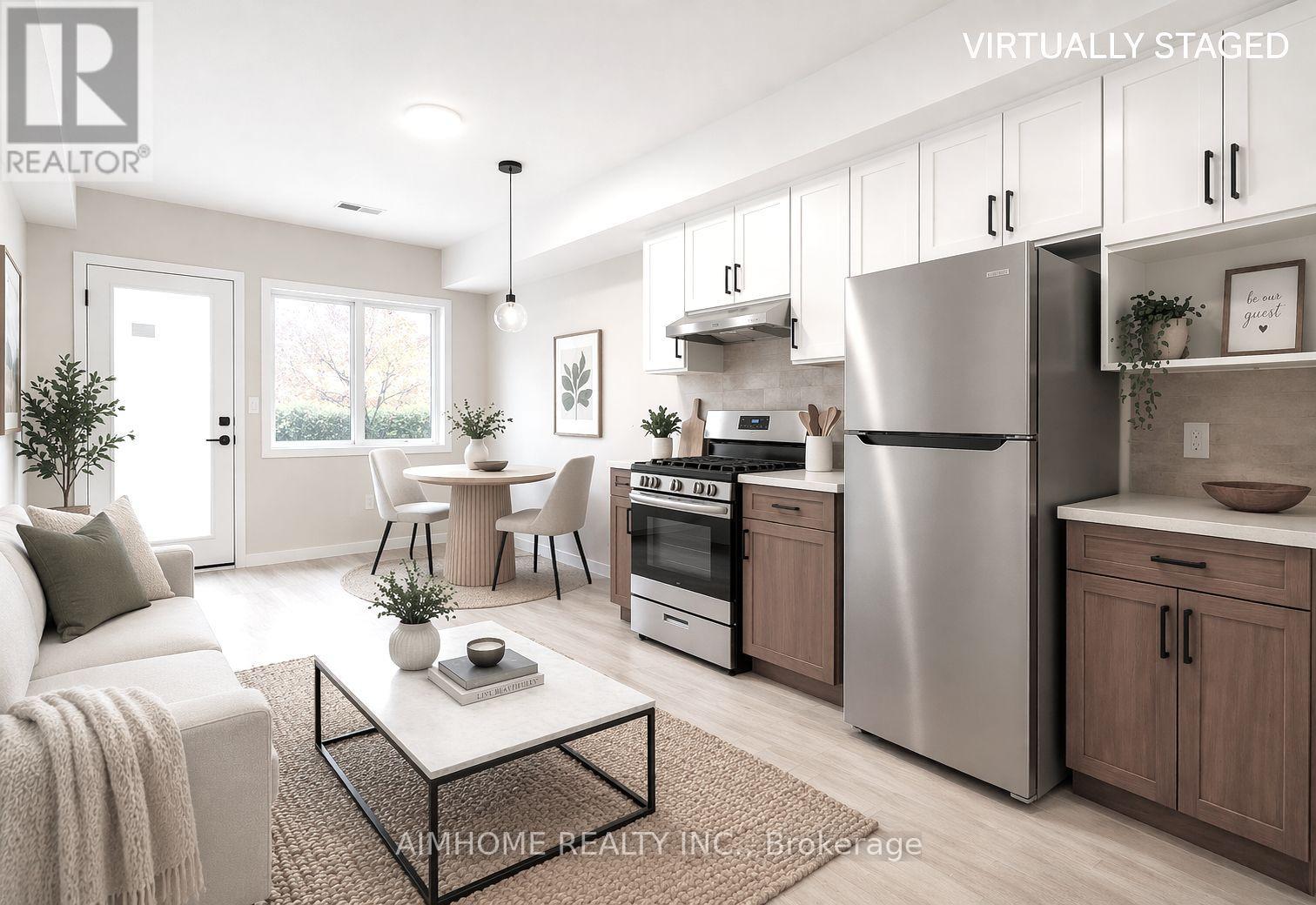 2 - 15 Waddington Crescent, Toronto, Ontario  M2J 2Z9 - Photo 3 - C13454314