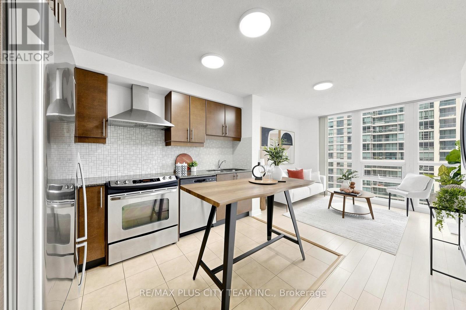 1206 - 18 Harbour Street, Toronto, Ontario  M5J 2Z6 - Photo 11 - C13454378