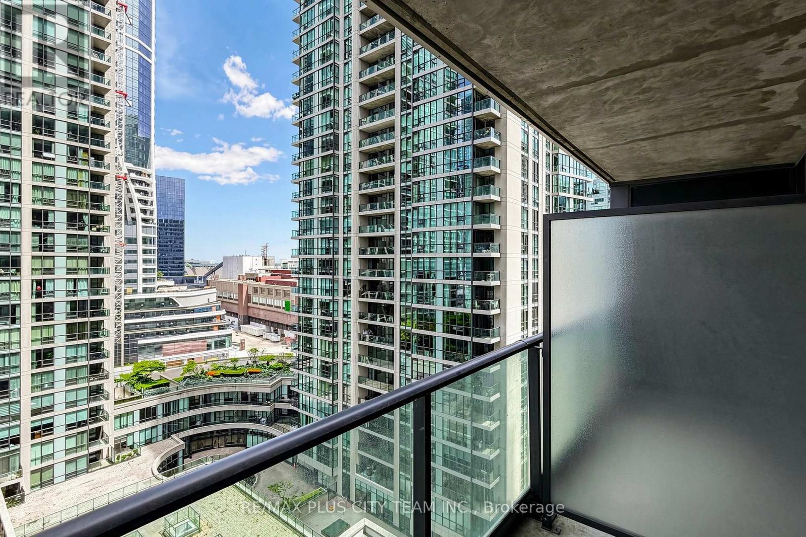 1206 - 18 Harbour Street, Toronto, Ontario  M5J 2Z6 - Photo 27 - C13454378