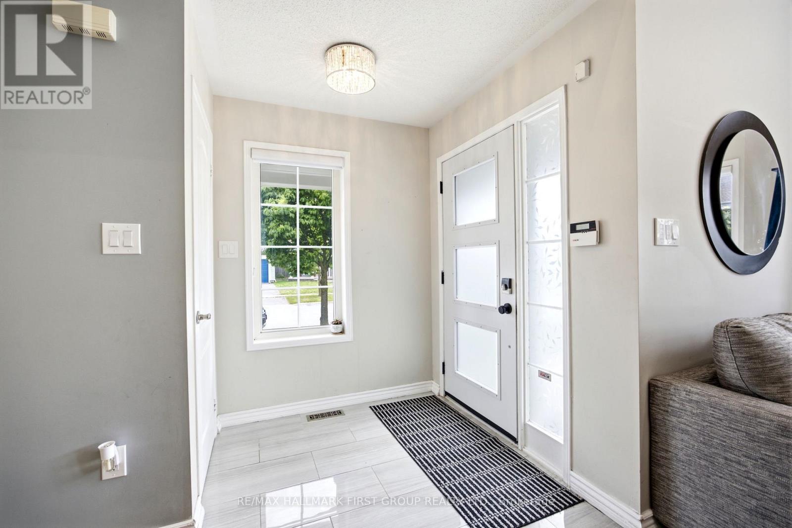 1396 Lyncroft Crescent, Oshawa, Ontario  L1K 2P4 - Photo 7 - E13454358