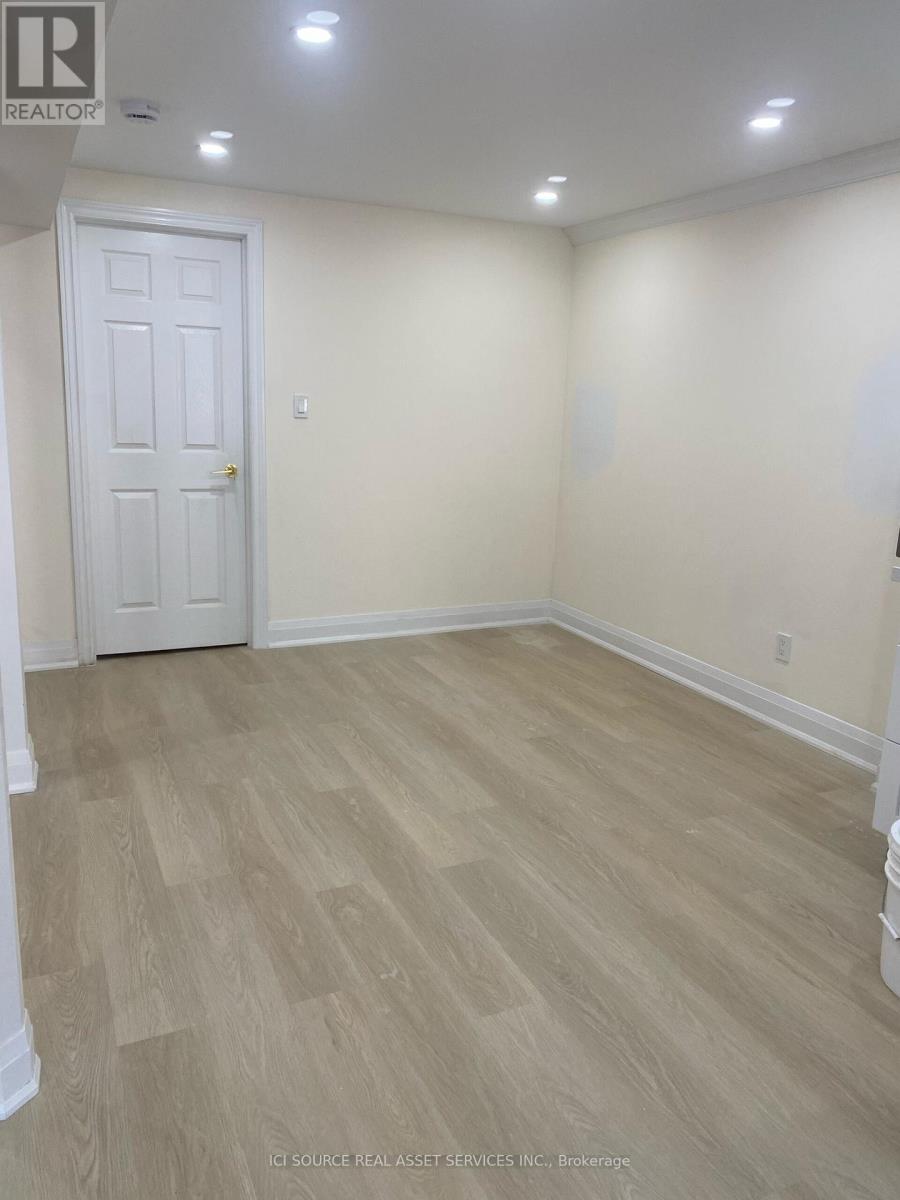 Basement - 64 Grover Hill Avenue, Richmond Hill, Ontario  L4S 1T6 - Photo 7 - N13454424