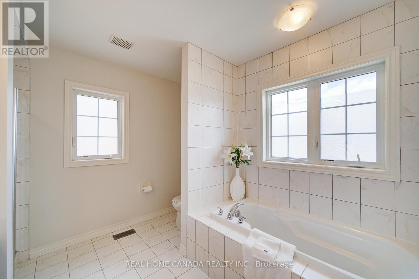 1491 Chretien Street, Milton, Ontario  L9E 1J1 - Photo 32 - W13454268