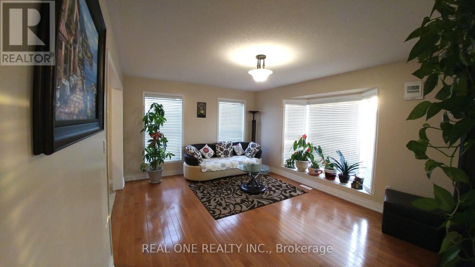 667 Bennett Boulevard, Milton, Ontario  L9T 6L1 - Photo 5 - W13454292