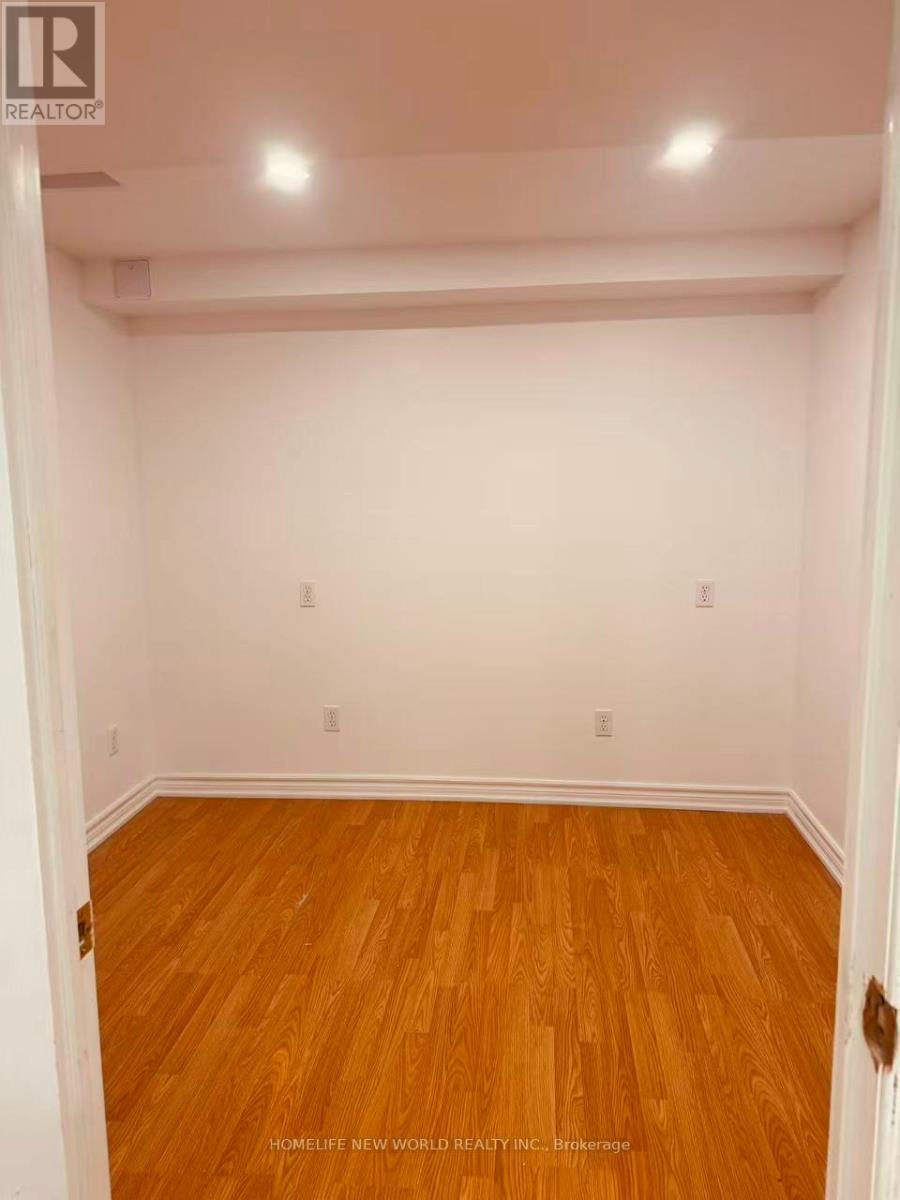 10 - 199 Hillcrest Lower Avenue, Mississauga, Ontario L5B 4L5 - Photo 8 - W13454296