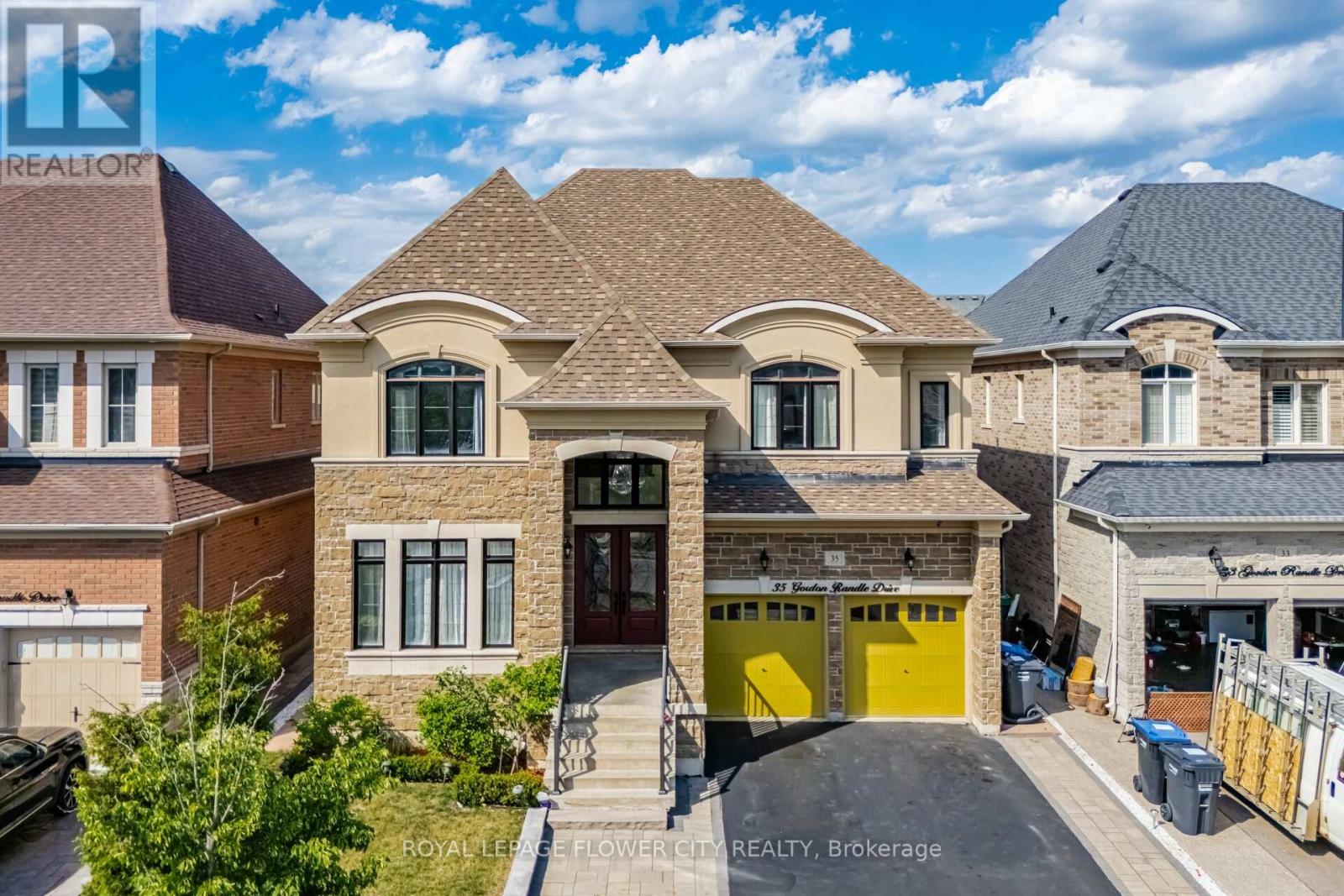 35 GORDON DRIVE, Brampton, Ontario