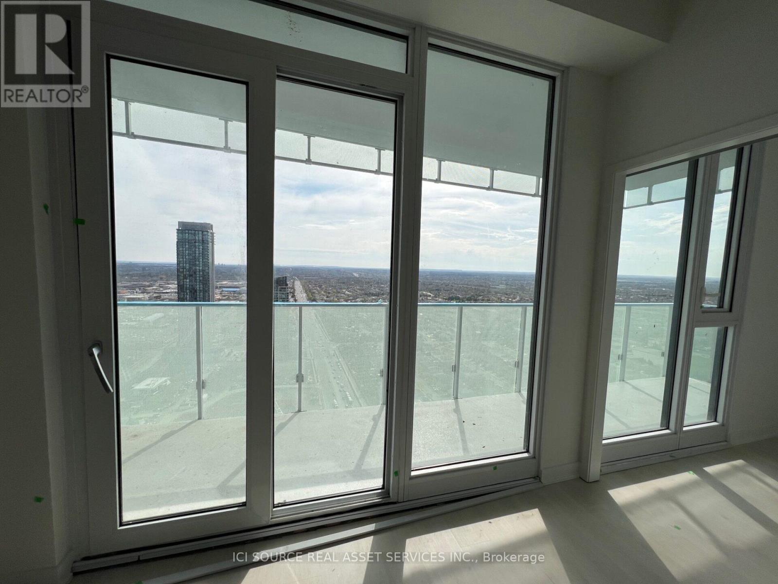 3609 - 3900 Confederation Parkway, Mississauga, Ontario  L5B 0M3 - Photo 2 - W13454406