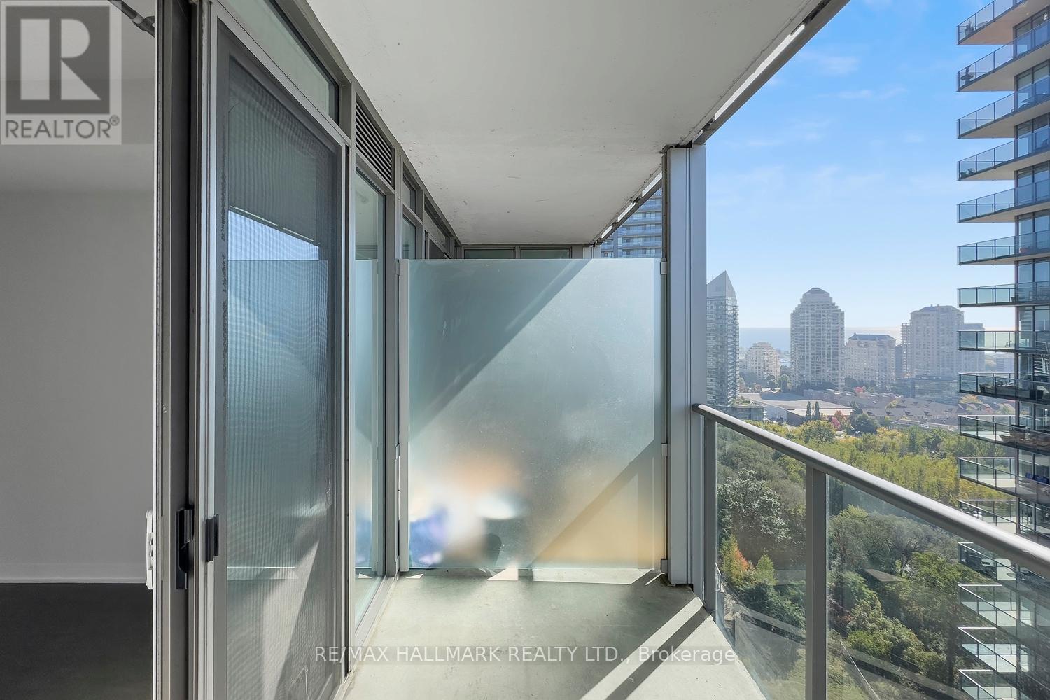 2302 - 90 Park Lawn Road, Toronto, Ontario  M8Y 0B6 - Photo 19 - W13454418