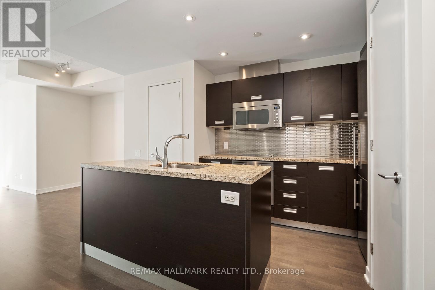 2302 - 90 Park Lawn Road, Toronto, Ontario  M8Y 0B6 - Photo 3 - W13454418