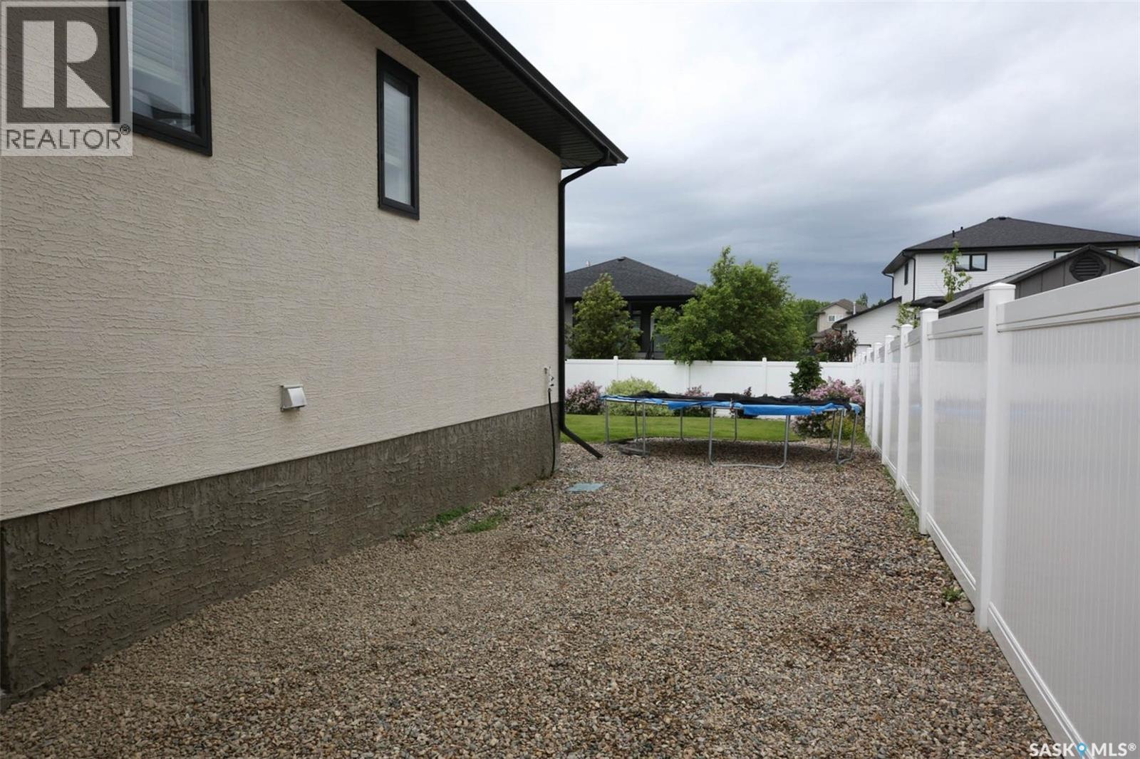 15 Yale Place, White City, Saskatchewan  S4L 0C7 - Photo 44 - SK039688