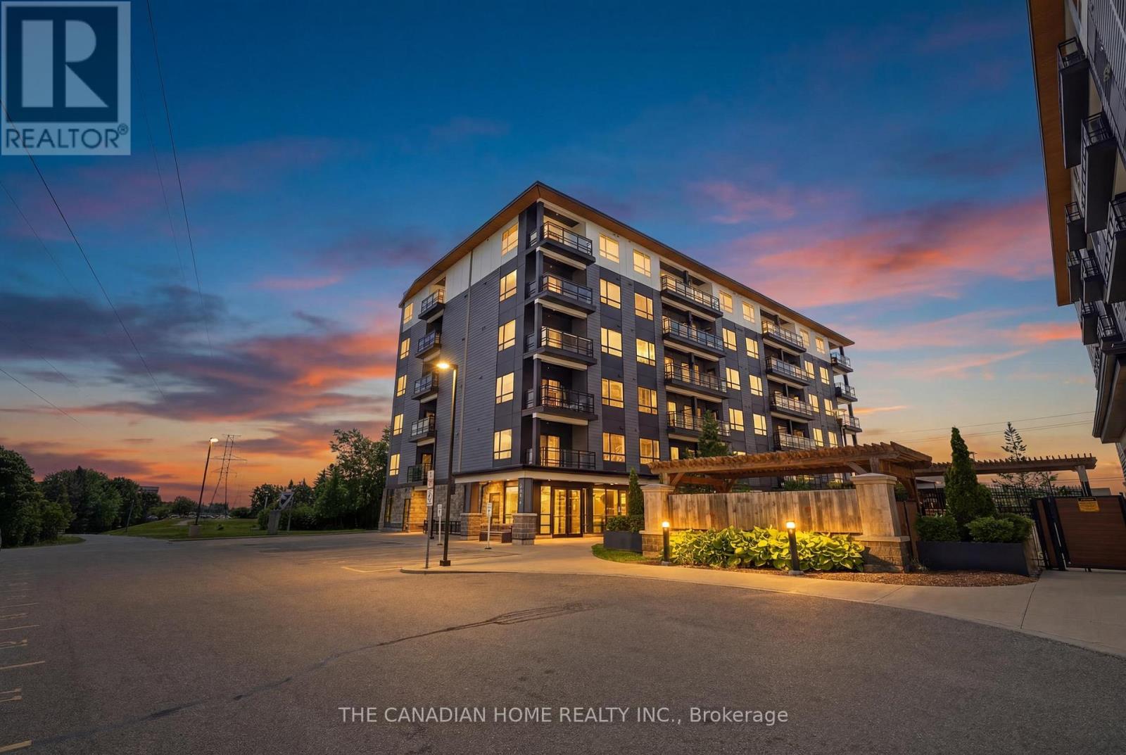 405 - 243 NORTHFIELD DRIVE E, Waterloo, Ontario