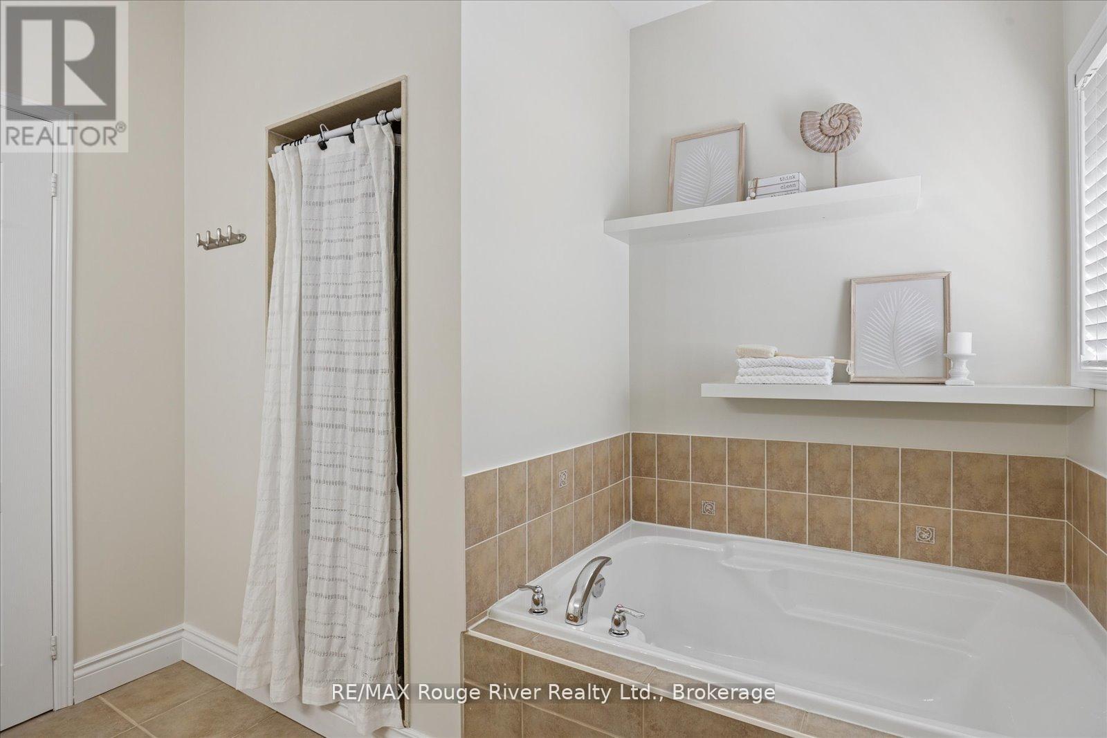 41 Leithridge Crescent, Whitby, Ontario  L1M 2N2 - Photo 22 - E13454530