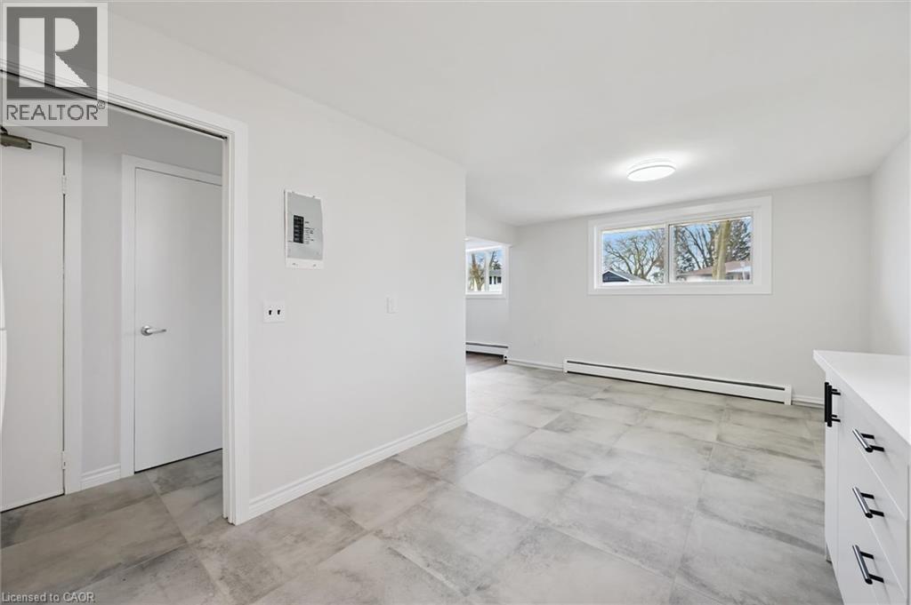 43 Secord Avenue Unit# 1, Kitchener, Ontario  N2B 2L3 - Photo 12 - 40822756