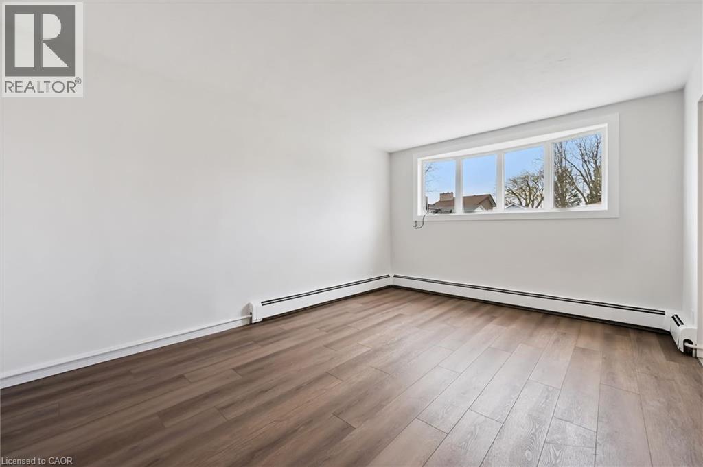 43 Secord Avenue Unit# 1, Kitchener, Ontario  N2B 2L3 - Photo 3 - 40822756