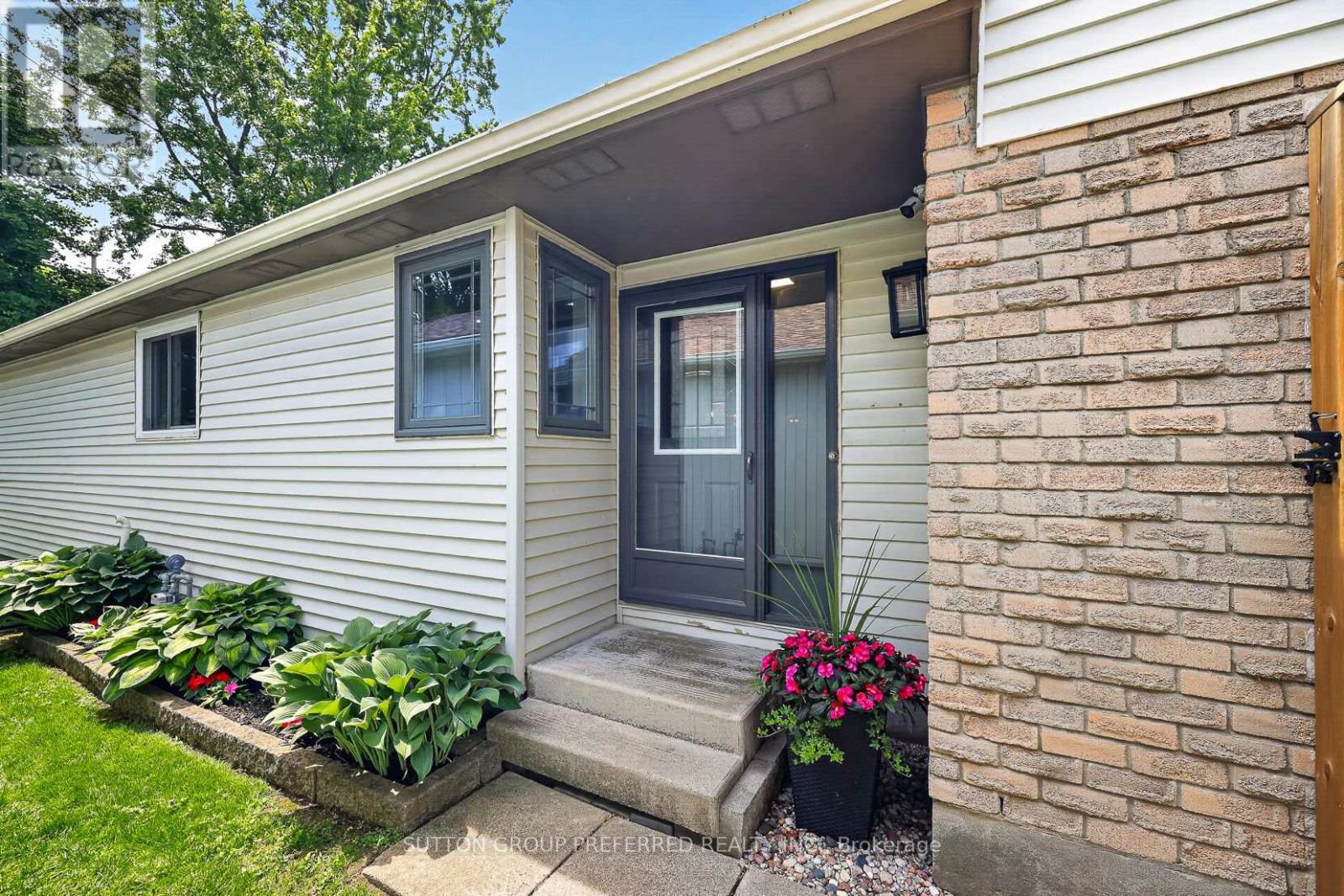 1790 Aldersbrook Road, London North, Ontario  N6G 3E4 - Photo 8 - X13454512
