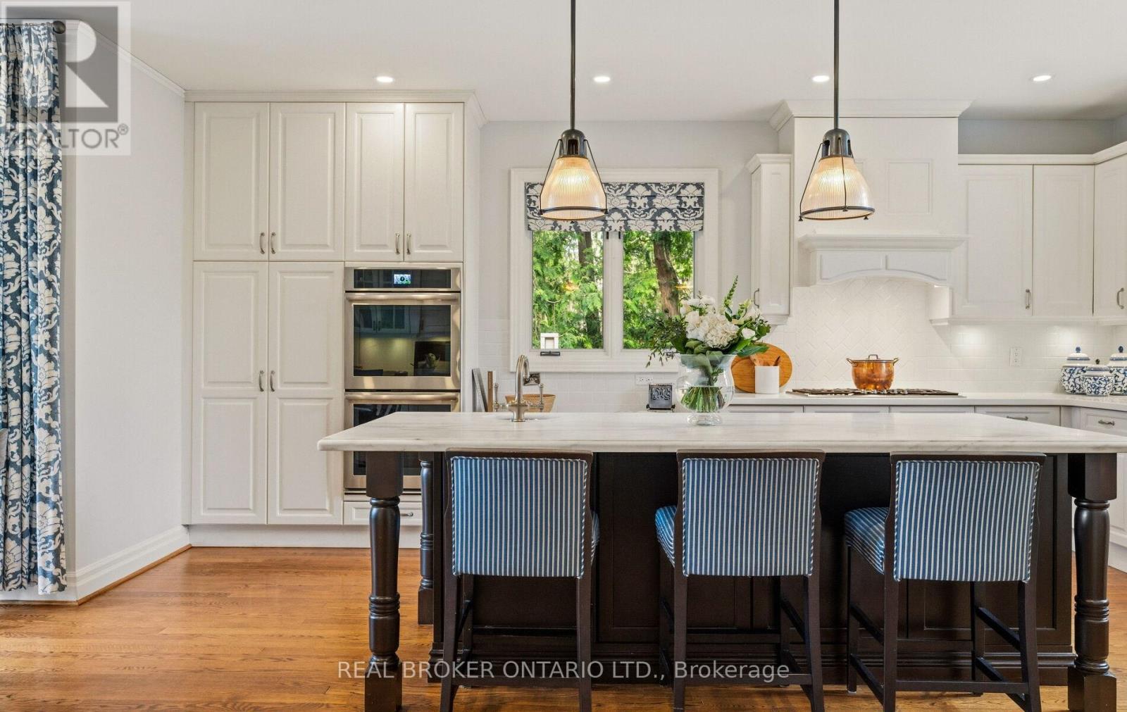 37 Lorraine Gardens, Toronto, Ontario  M9B 4Z5 - Photo 20 - W13094428
