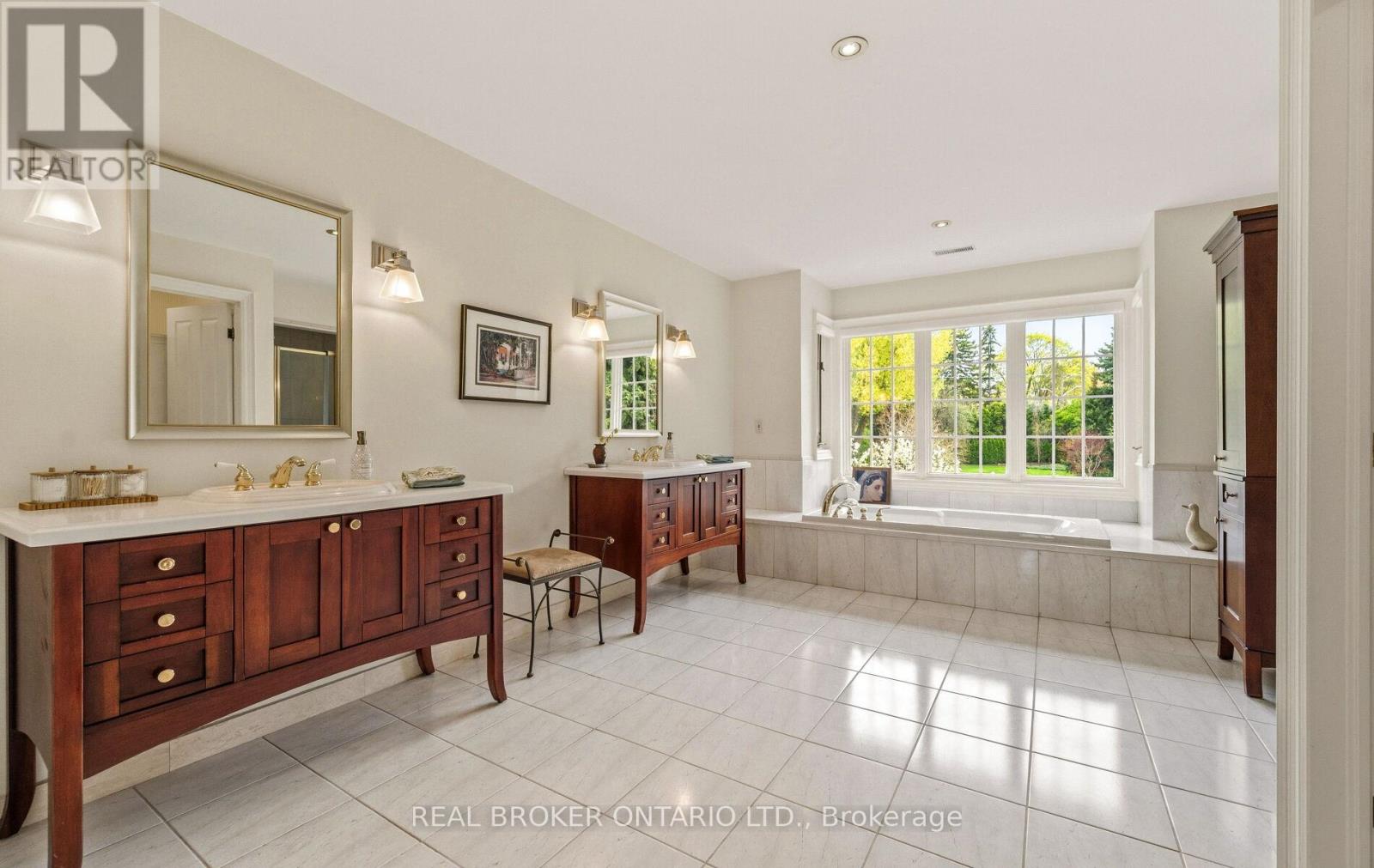 37 Lorraine Gardens, Toronto, Ontario  M9B 4Z5 - Photo 38 - W13094428