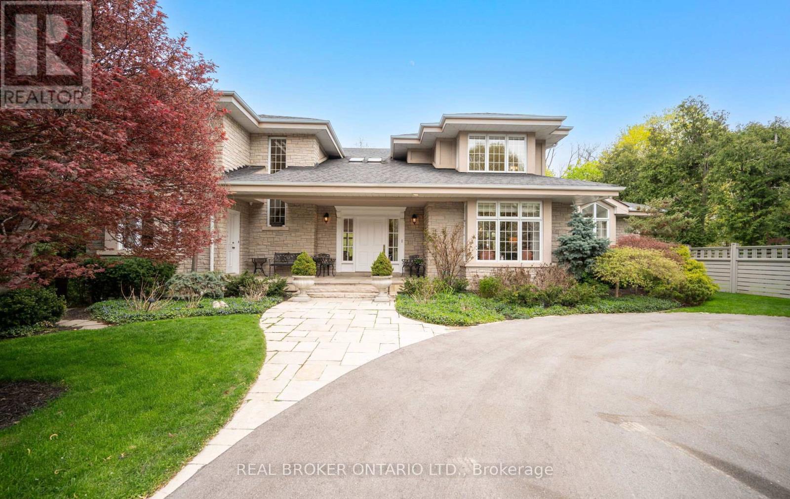 37 Lorraine Gardens, Toronto, Ontario  M9B 4Z5 - Photo 8 - W13094428