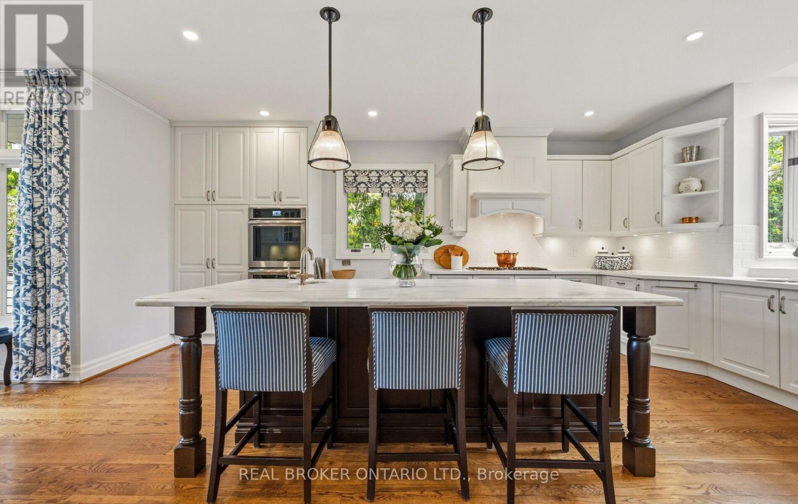 37 Lorraine Gardens, Toronto, Ontario  M9B 4Z5 - Photo 25 - W13094428