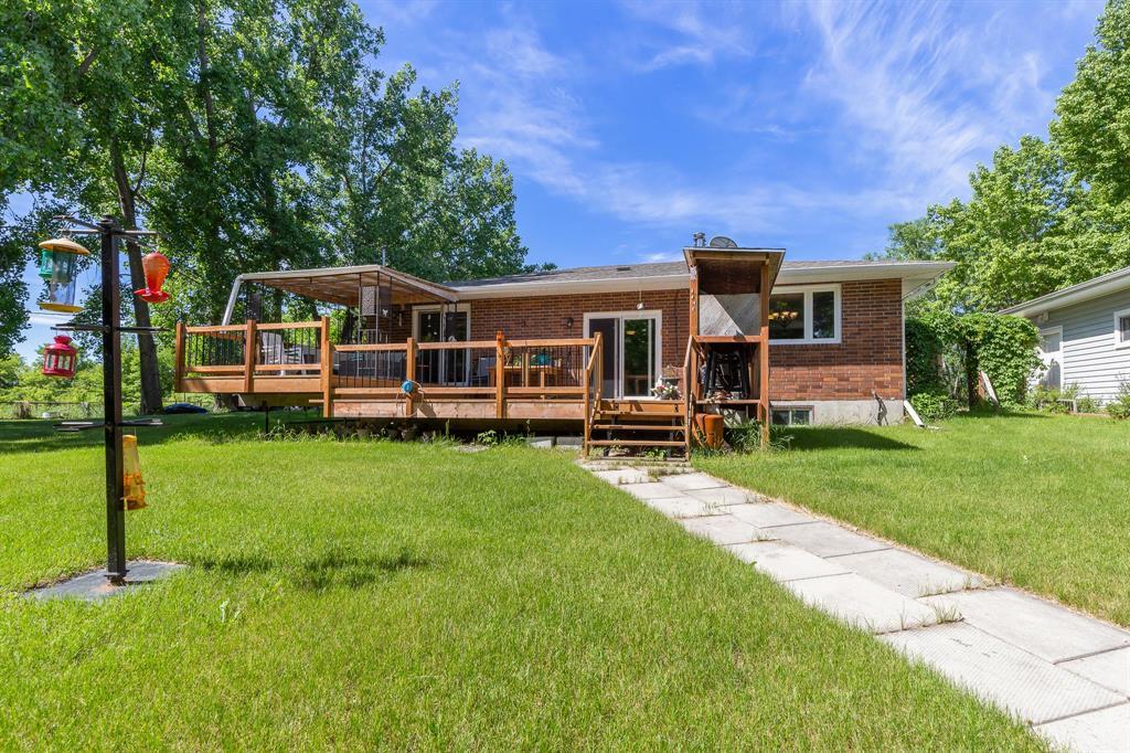 24147 River Road, Lorette, Manitoba  R2K 0E5 - Photo 10 - 202614072