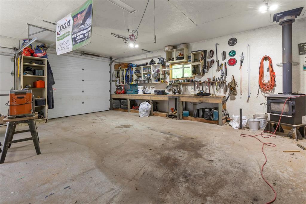 24147 River Road, Lorette, Manitoba  R2K 0E5 - Photo 43 - 202614072