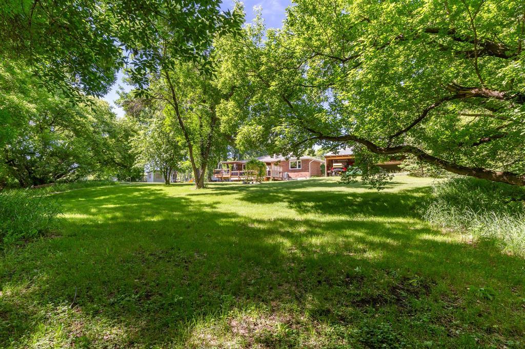 24147 River Road, Lorette, Manitoba  R2K 0E5 - Photo 8 - 202614072