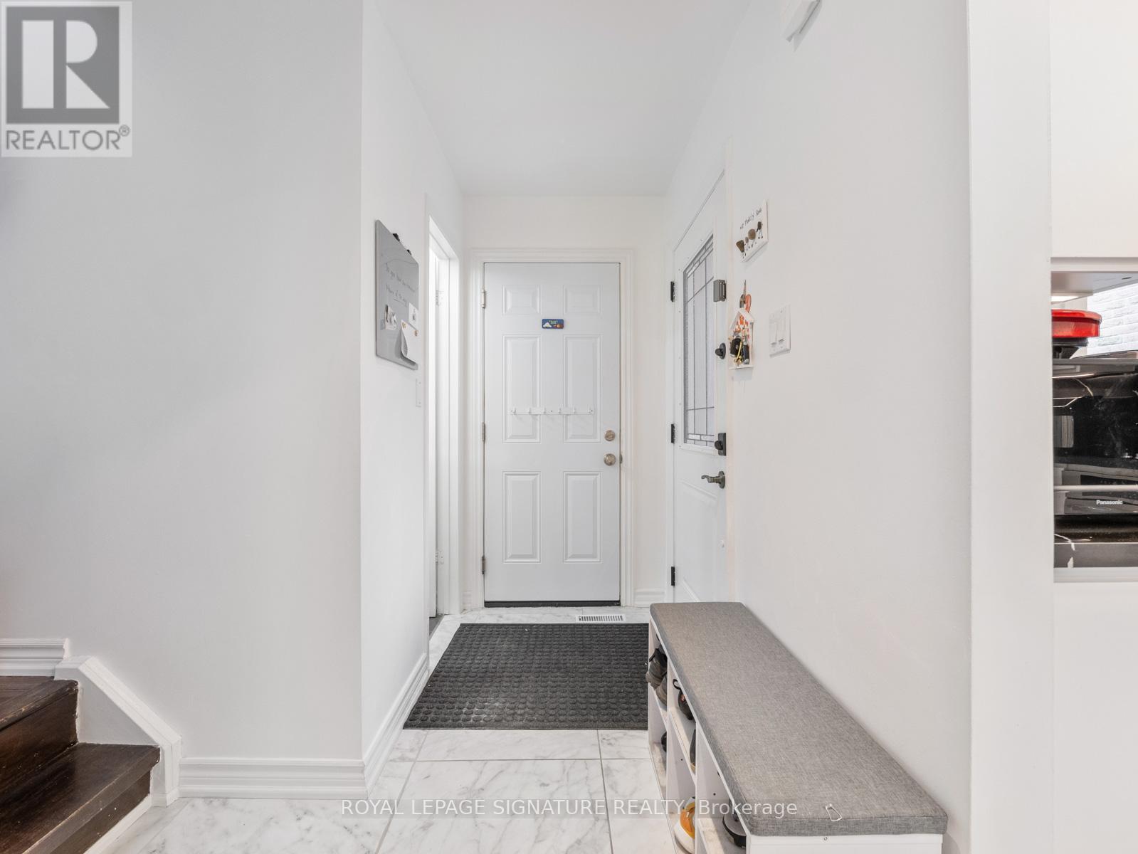 69 Winter Gardens Trail, Toronto, Ontario  M1C 3M8 - Photo 2 - E13454532