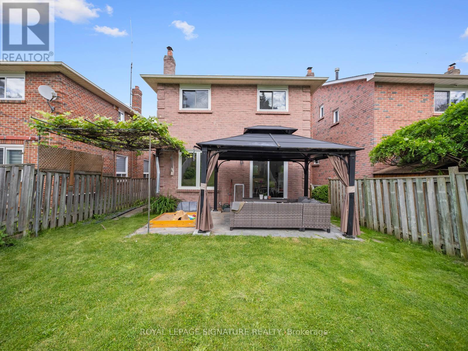 69 Winter Gardens Trail, Toronto, Ontario  M1C 3M8 - Photo 34 - E13454532
