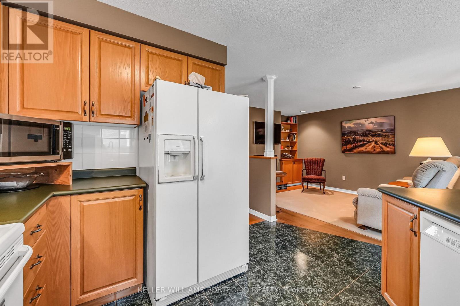1025 Lytton Court, Pickering, Ontario  L1W 3Z2 - Photo 26 - E13454536