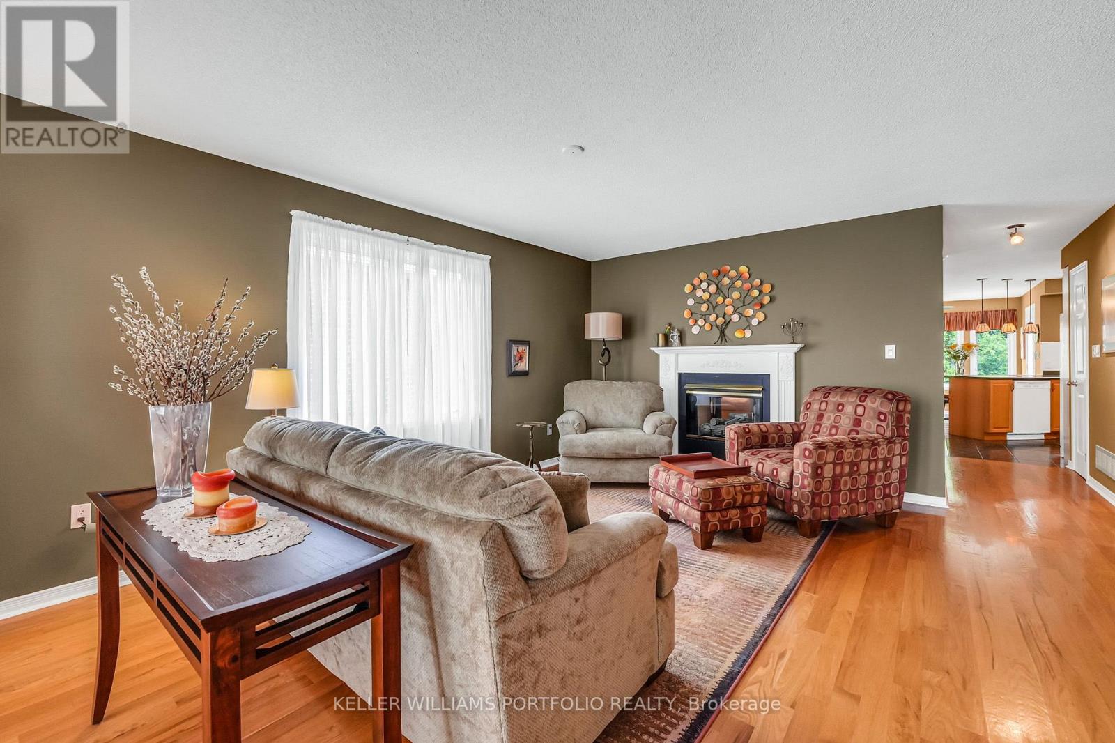 1025 Lytton Court, Pickering, Ontario  L1W 3Z2 - Photo 7 - E13454536