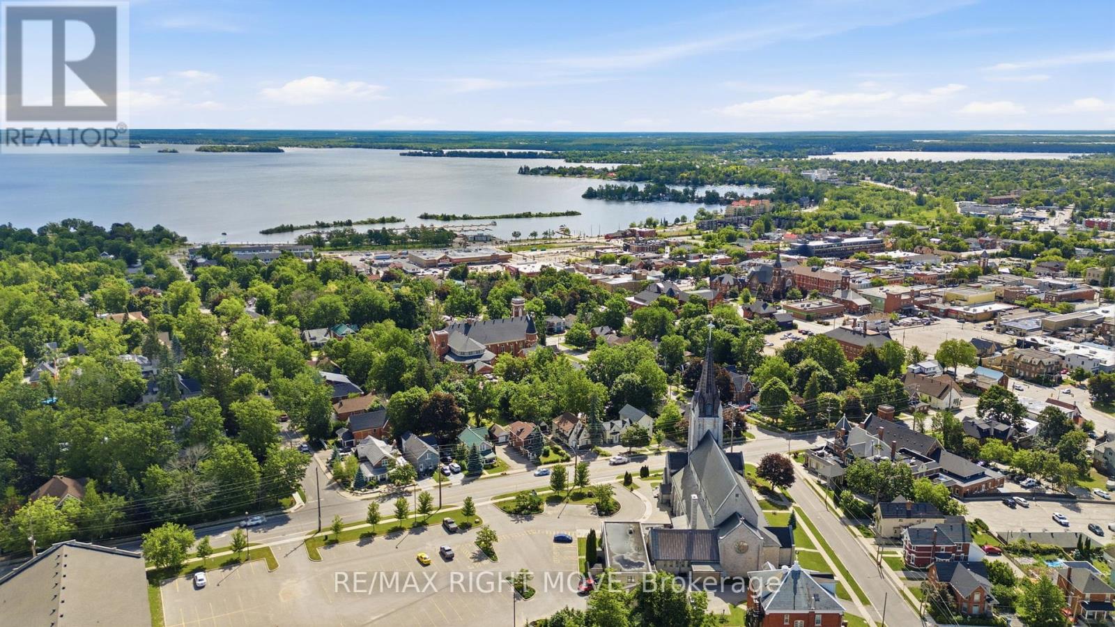108 WEST STREET N, Orillia, Ontario