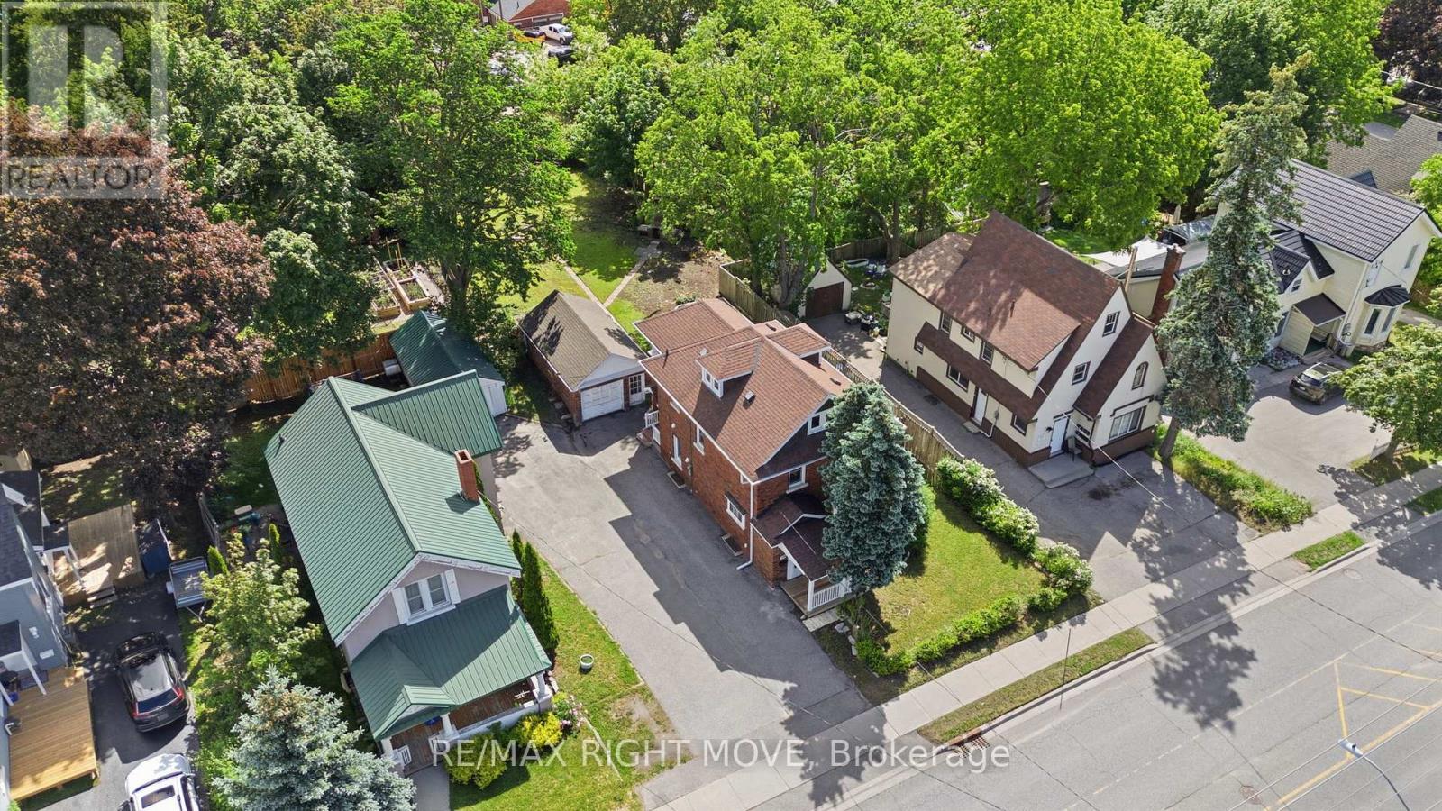 108 West Street N, Orillia, Ontario  L3V 5C3 - Photo 2 - S13454474
