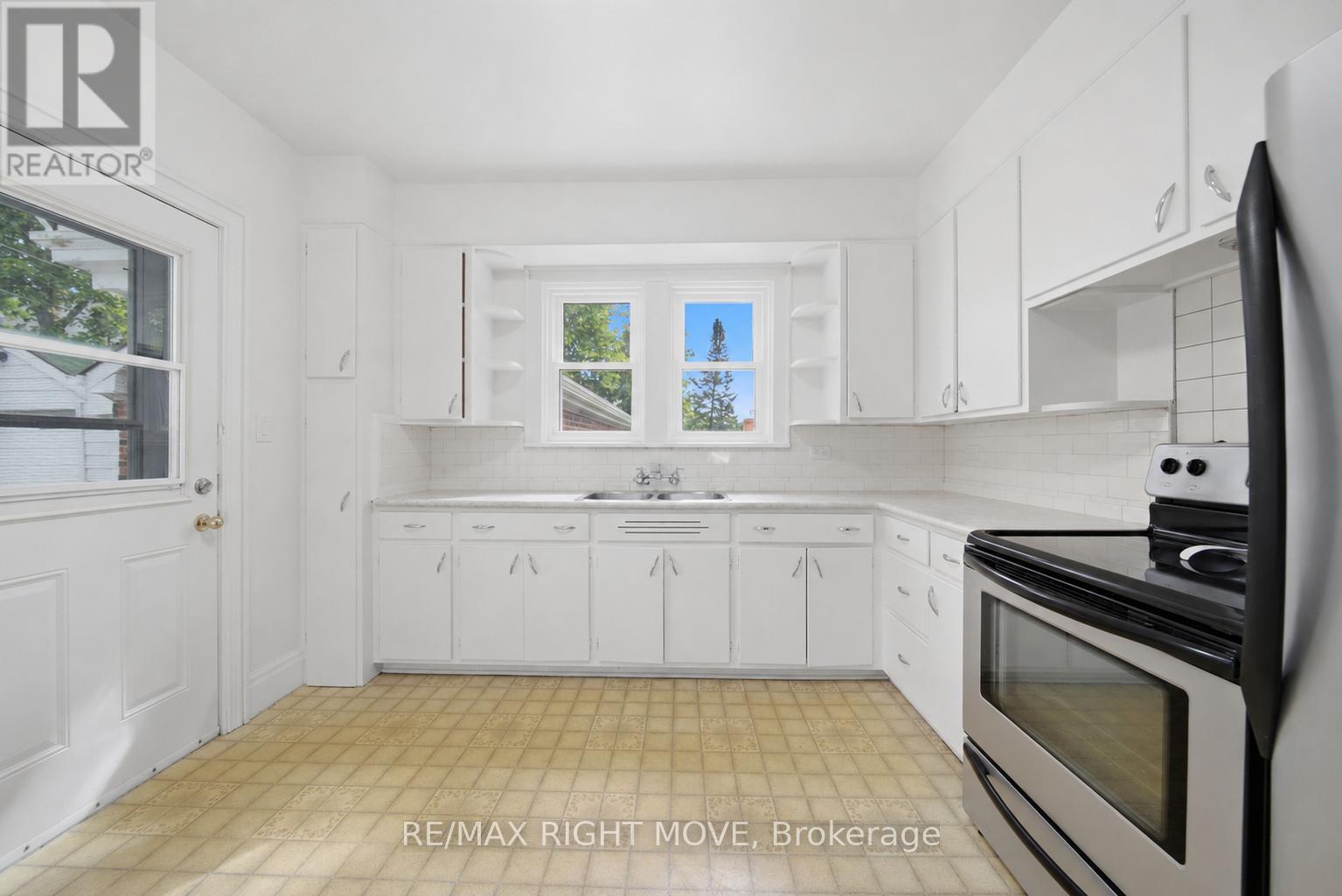 108 West Street N, Orillia, Ontario  L3V 5C3 - Photo 20 - S13454474