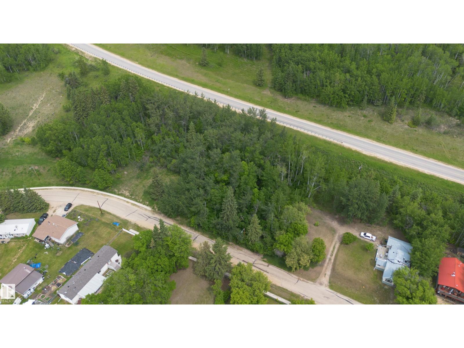 29 Crescent Dr, Fort Assiniboine, Alberta  T0G 1A0 - Photo 3 - E4494054