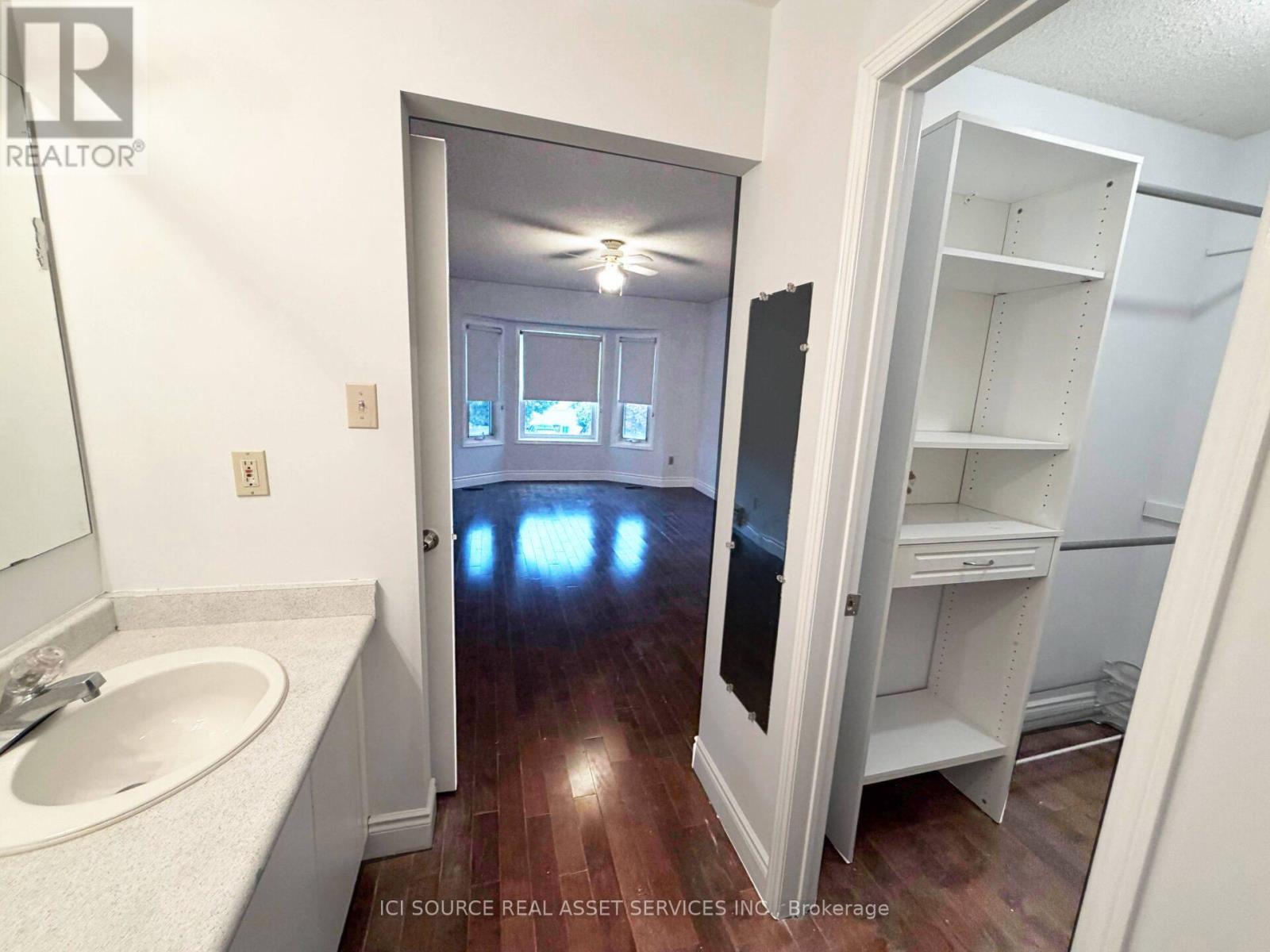 7176 Harding Crescent, Mississauga, Ontario  L5N 6R5 - Photo 11 - W13454472