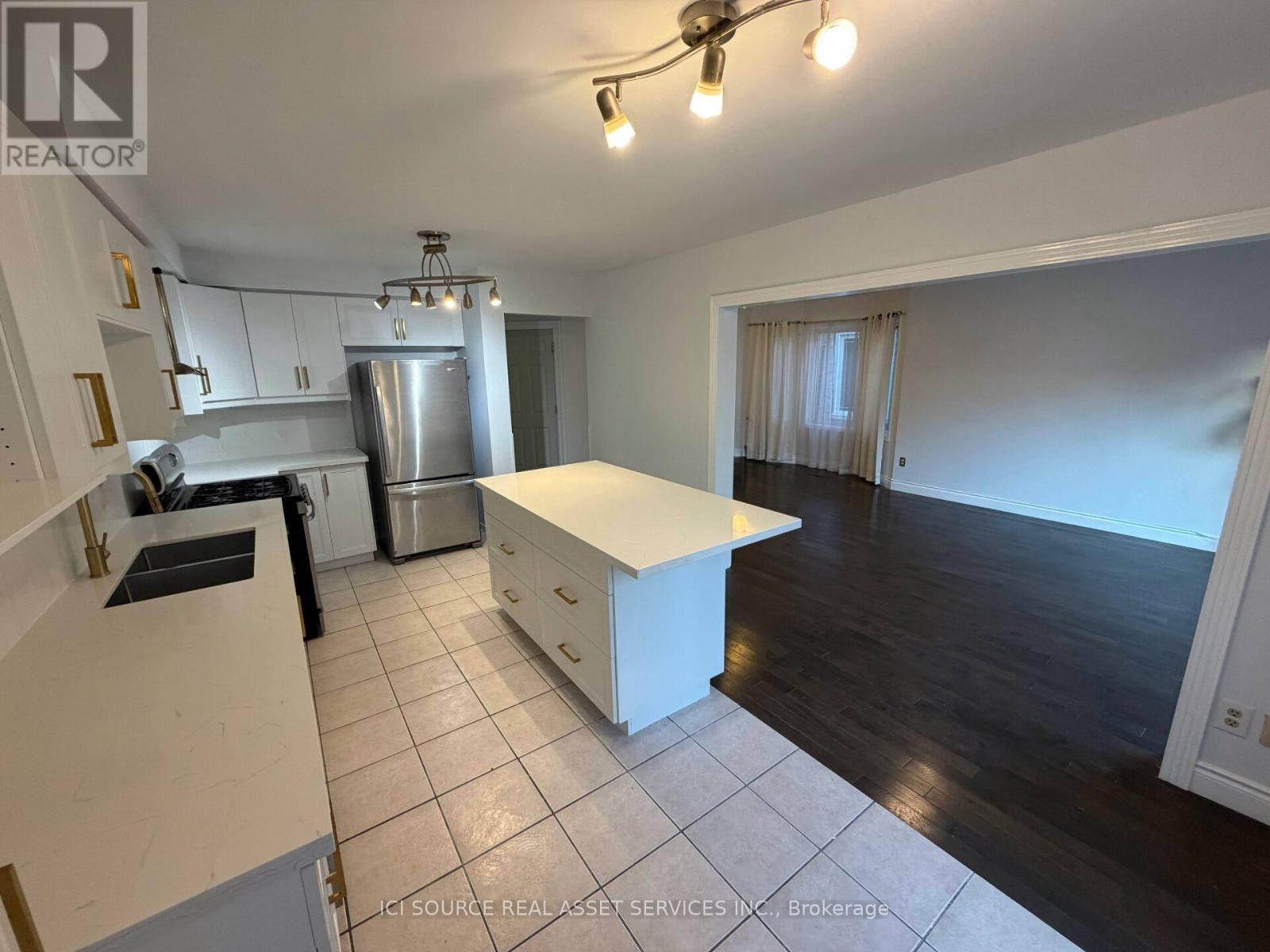7176 Harding Crescent, Mississauga, Ontario  L5N 6R5 - Photo 6 - W13454472
