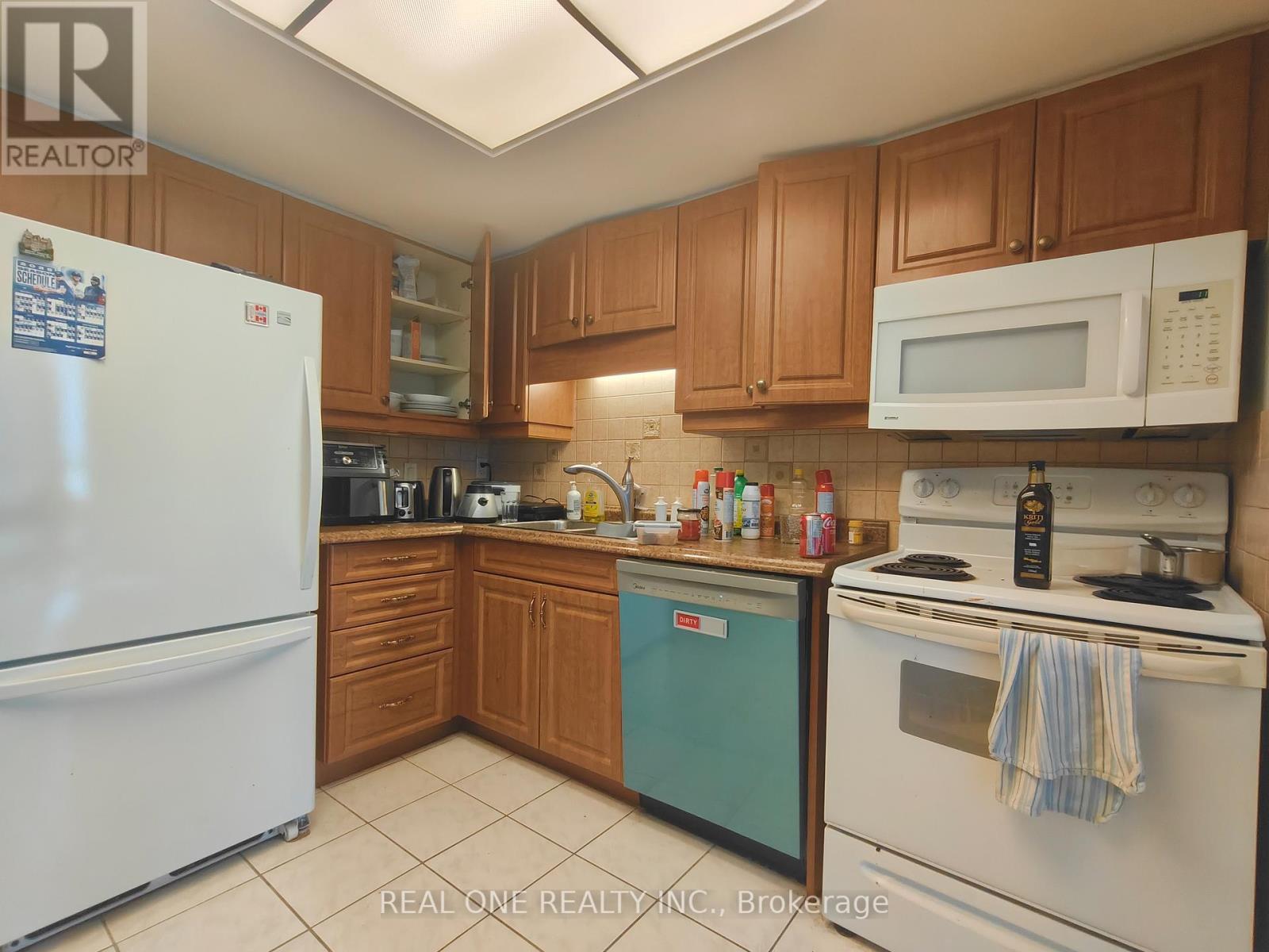 1404 - 880 Dundas Street W, Mississauga, Ontario  L5C 4H3 - Photo 16 - W13454518