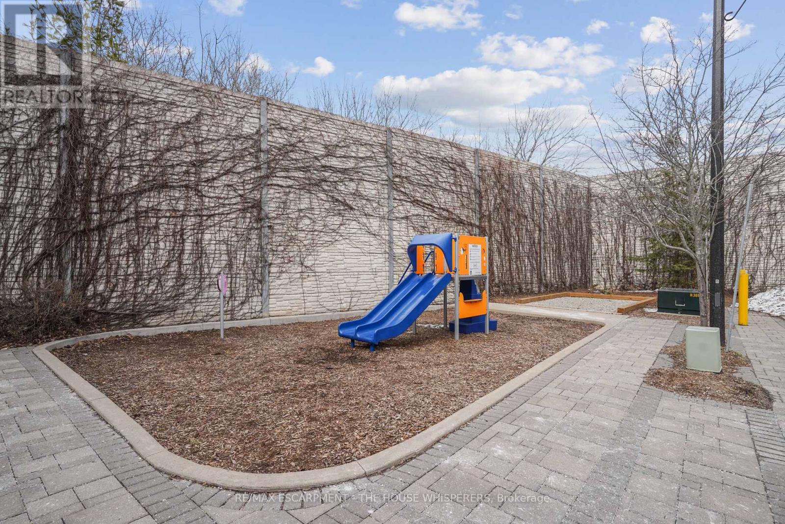 29 - 181 Plains Road W, Burlington, Ontario  L7T 0B1 - Photo 39 - W13454526