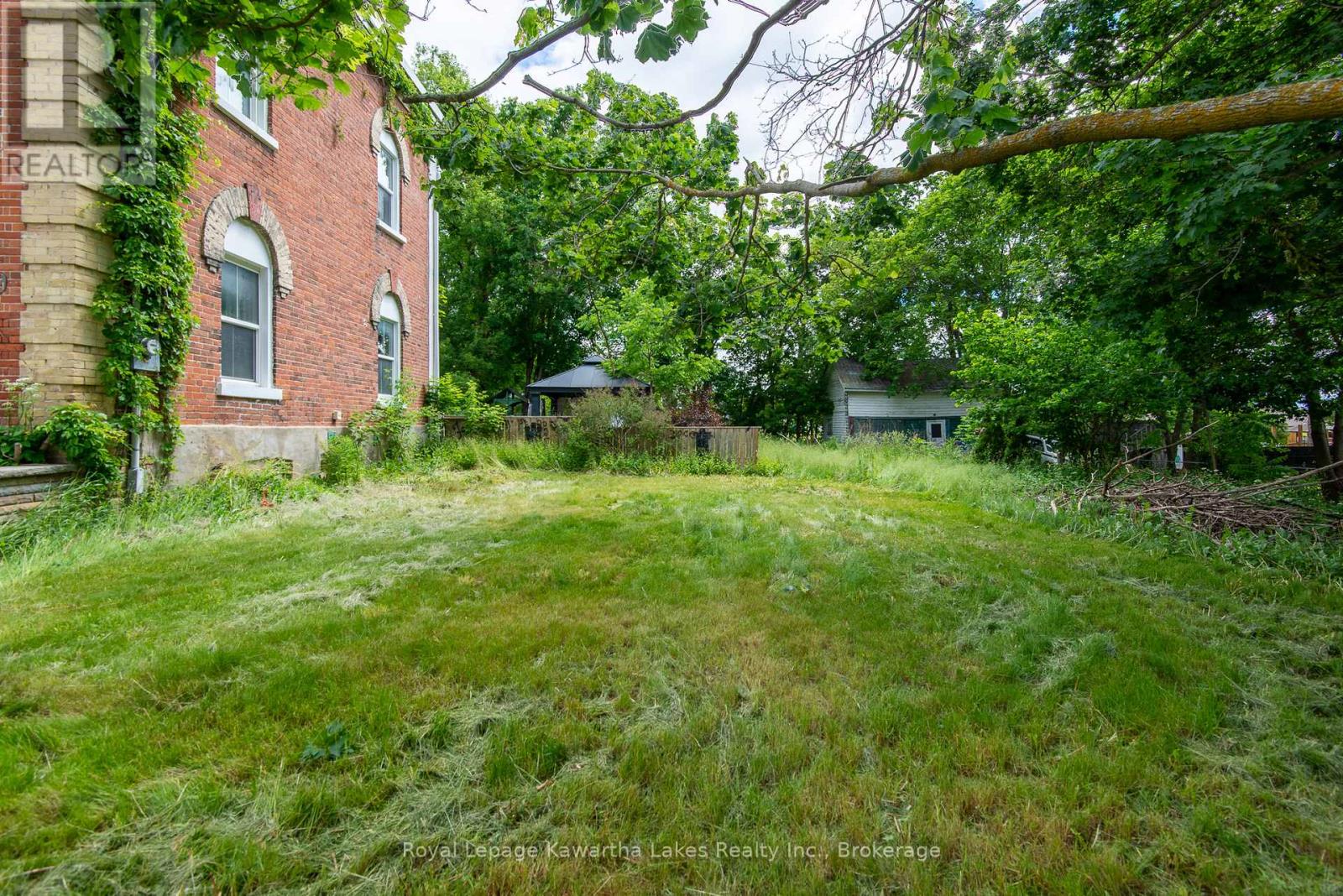 119 Agnes Street, Kawartha Lakes, Ontario  K0M 2T0 - Photo 4 - X13454574