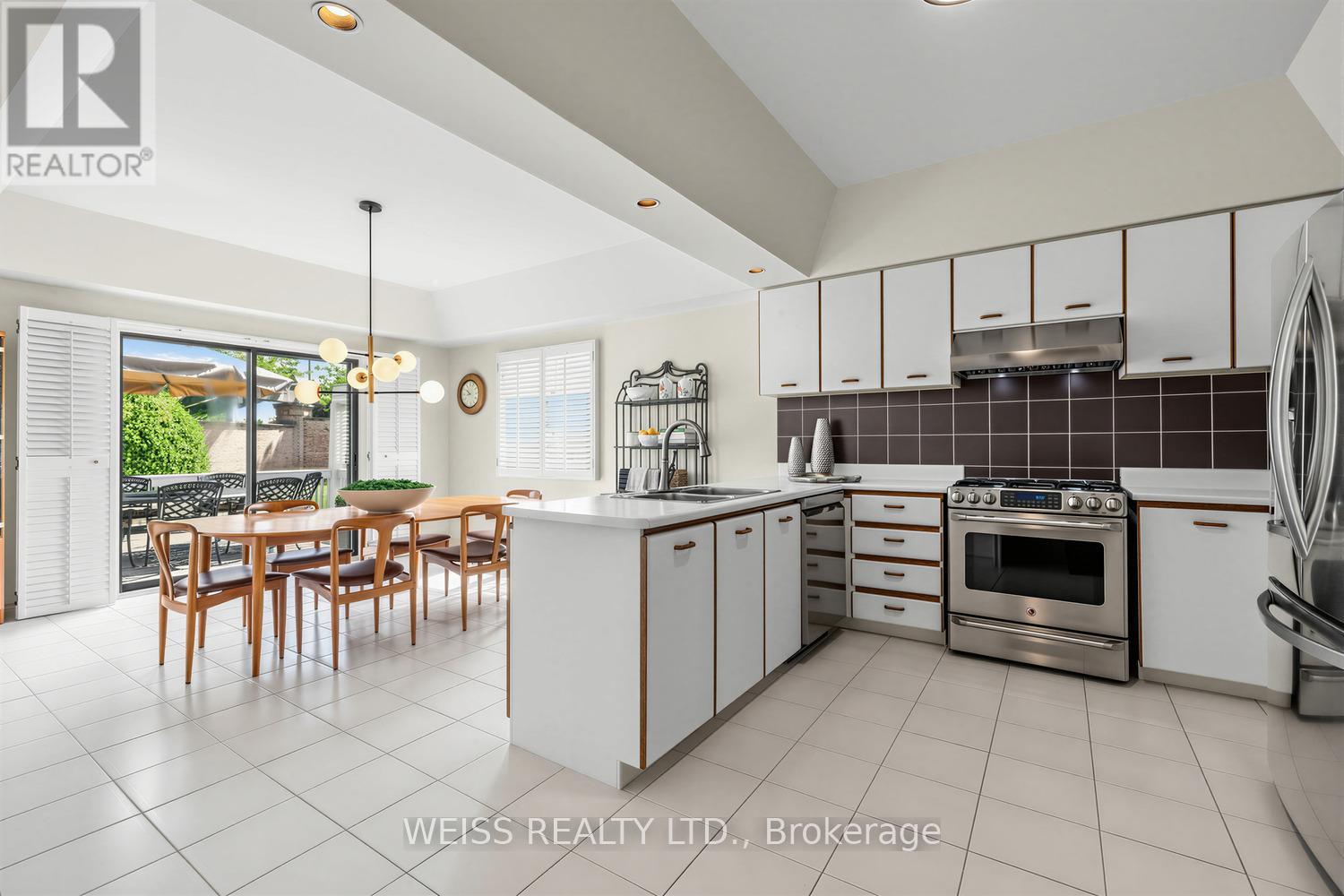 238 Bourbon Street, Vaughan, Ontario  L4L 6Z2 - Photo 12 - N13454400