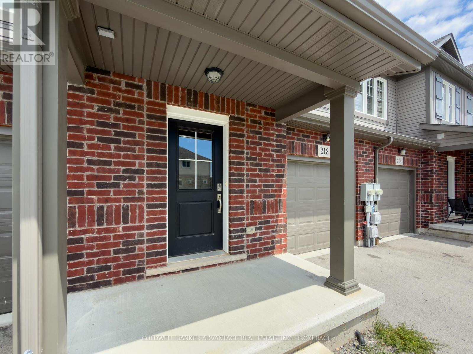 218 Heron Street, Welland, Ontario  L3C 0G7 - Photo 1 - X13454572