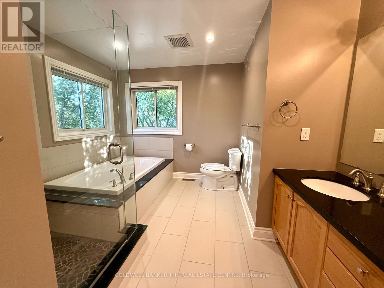 37 Falling Brook Drive, Barrie, Ontario  L4N 7E9 - Photo 17 - S12703130
