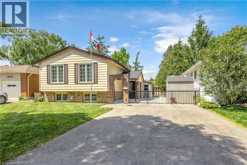 46 BRISBANE Boulevard, Brantford, Ontario