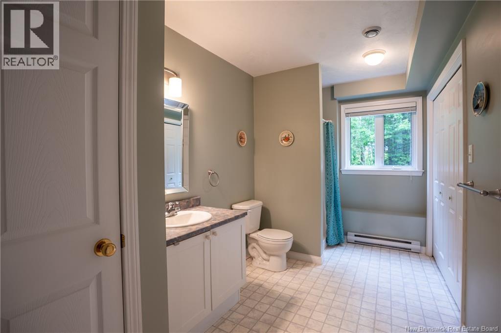 6 Melrose Avenue, New Maryland, New Brunswick  E3C 2R1 - Photo 25 - NB142075