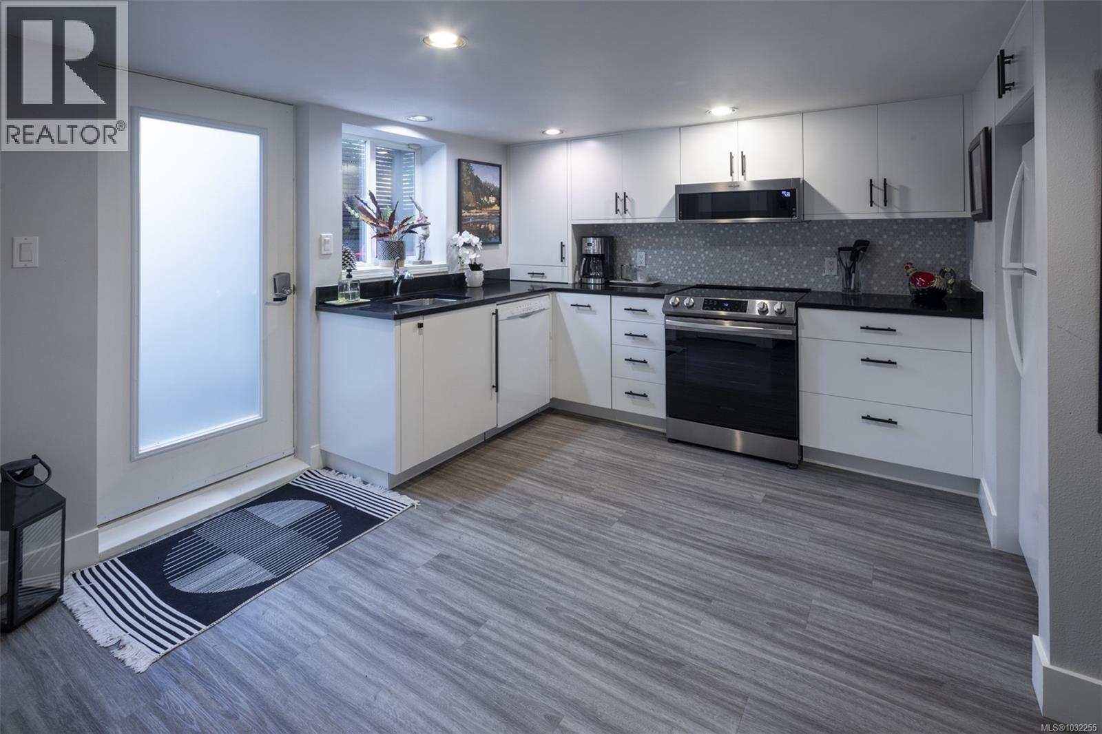 41 Tovey Cres, View Royal, British Columbia  V9B 1A4 - Photo 55 - 1032255