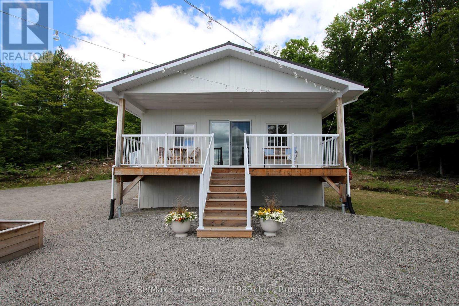 1052 Limberlost Point Road, Parry Sound Remote Area, Ontario  P0H 2R0 - Photo 3 - X13454594